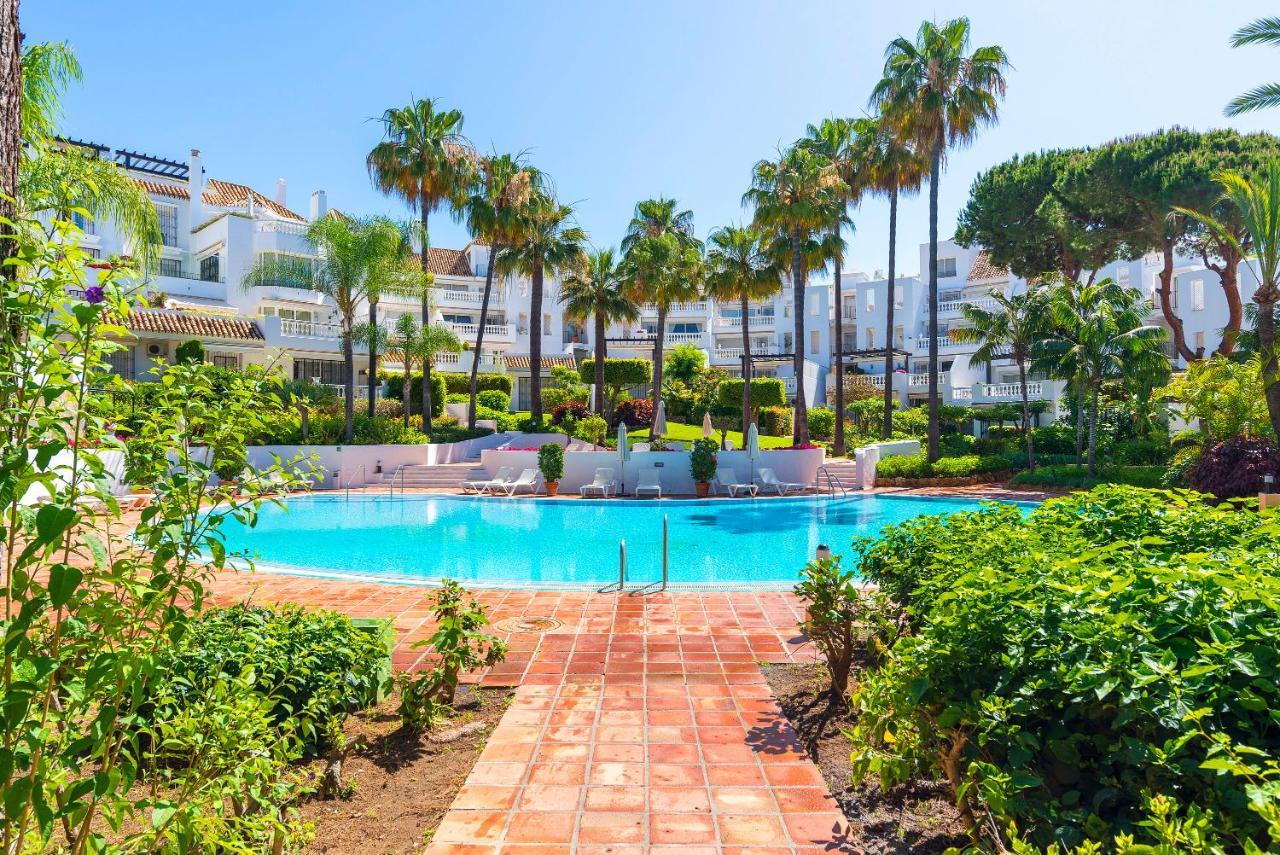 Elviria Playa White Pearl Beach Marbella Exterior foto