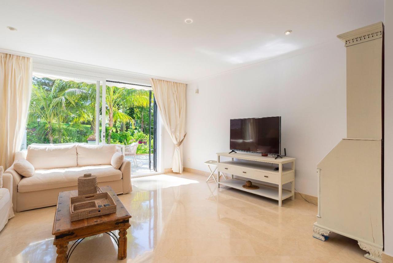 Elviria Playa White Pearl Beach Marbella Exterior foto
